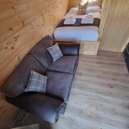 Caledonian Pod. In Caol, Fort William エクステリア 写真
