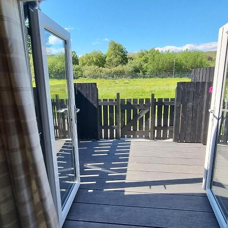 Caledonian Pod. In Caol, Fort William エクステリア 写真
