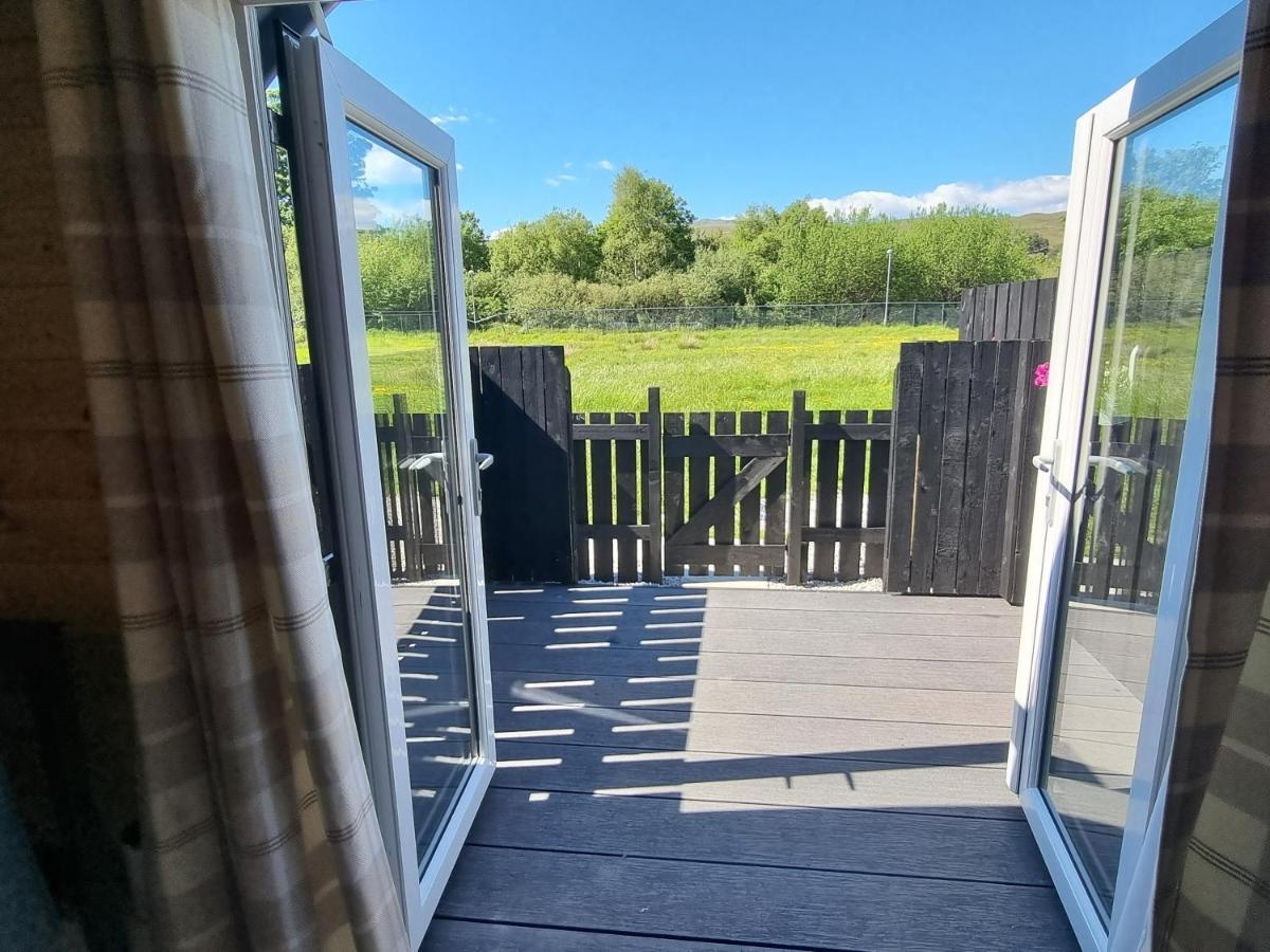 Caledonian Pod. In Caol, Fort William エクステリア 写真